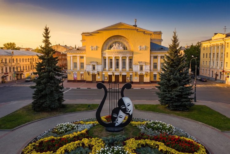 Ярославль · театр имени Фёдора Волкова